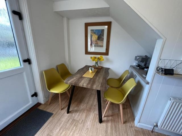 Villa Above The Harbour Wick Wick  Esterno foto